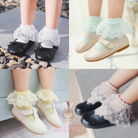 Trio Princess Lace Socks